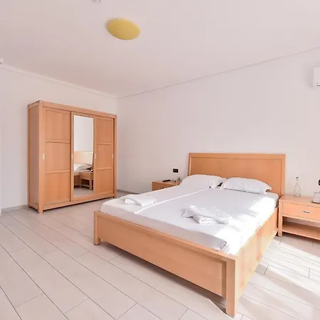 La Conac Hotel 4*